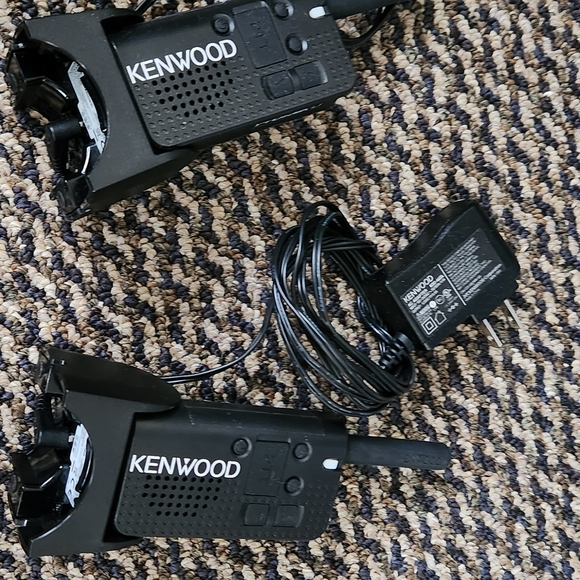 Kenwood Black Walkie Talkies Pro Talk X2 - Picture 1 of 2
